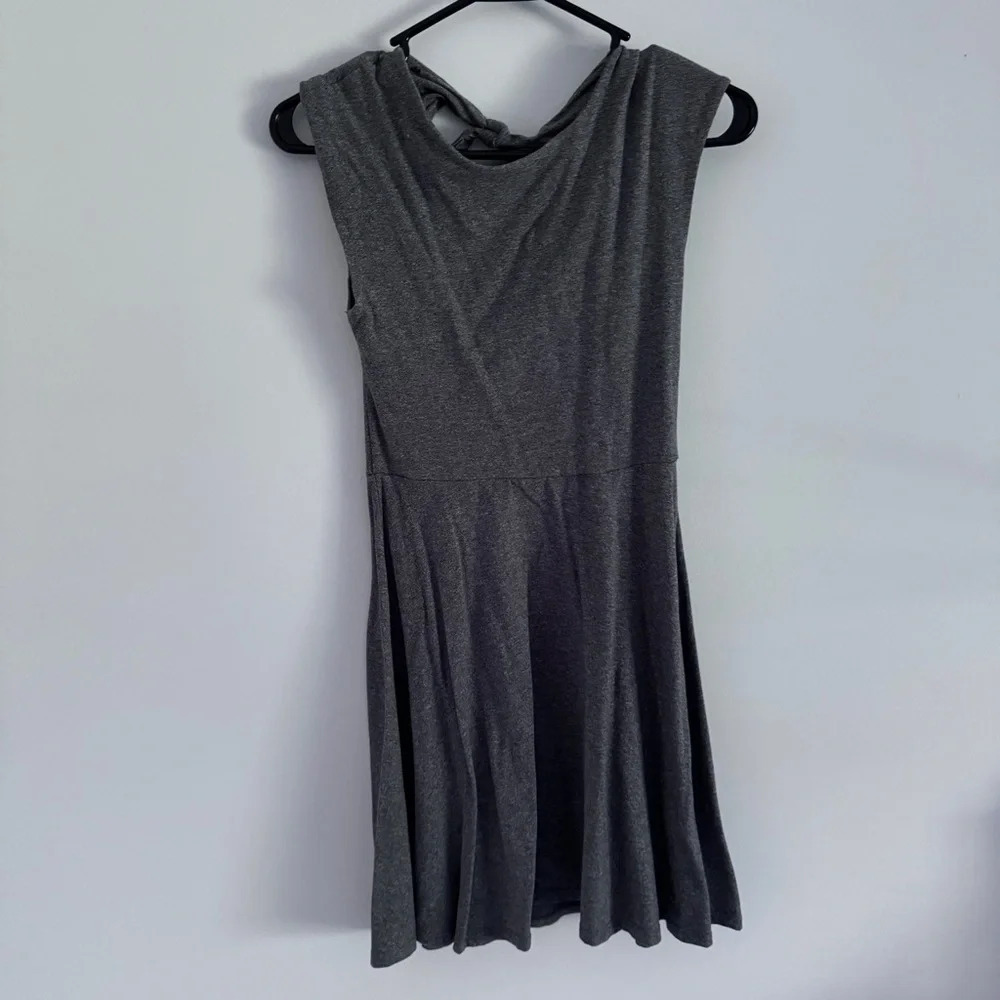 1 🩶 Talula Aritzia Open Back Dress